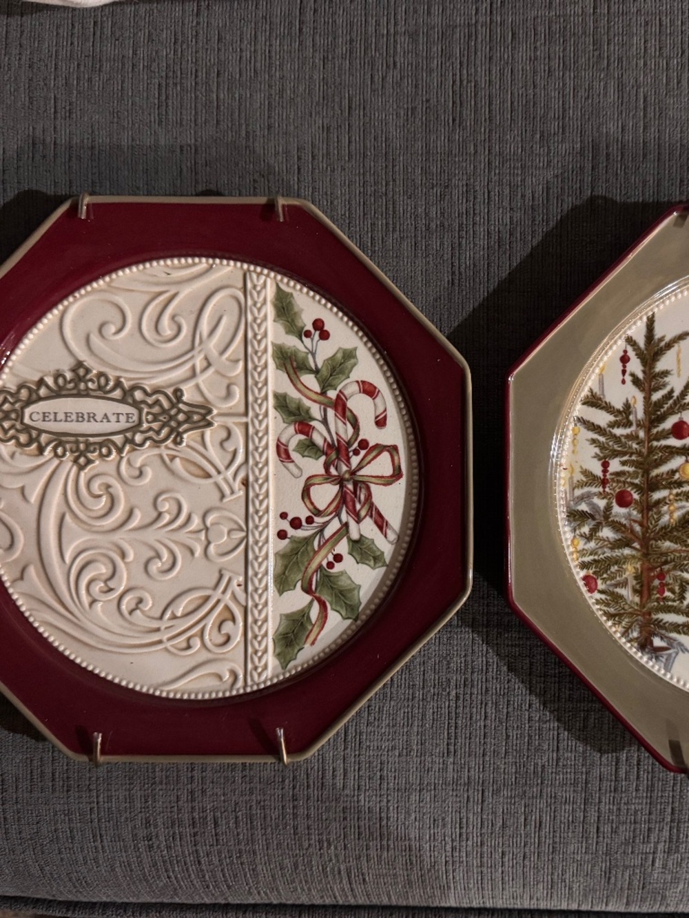 Grasslands Road Christmas display plates